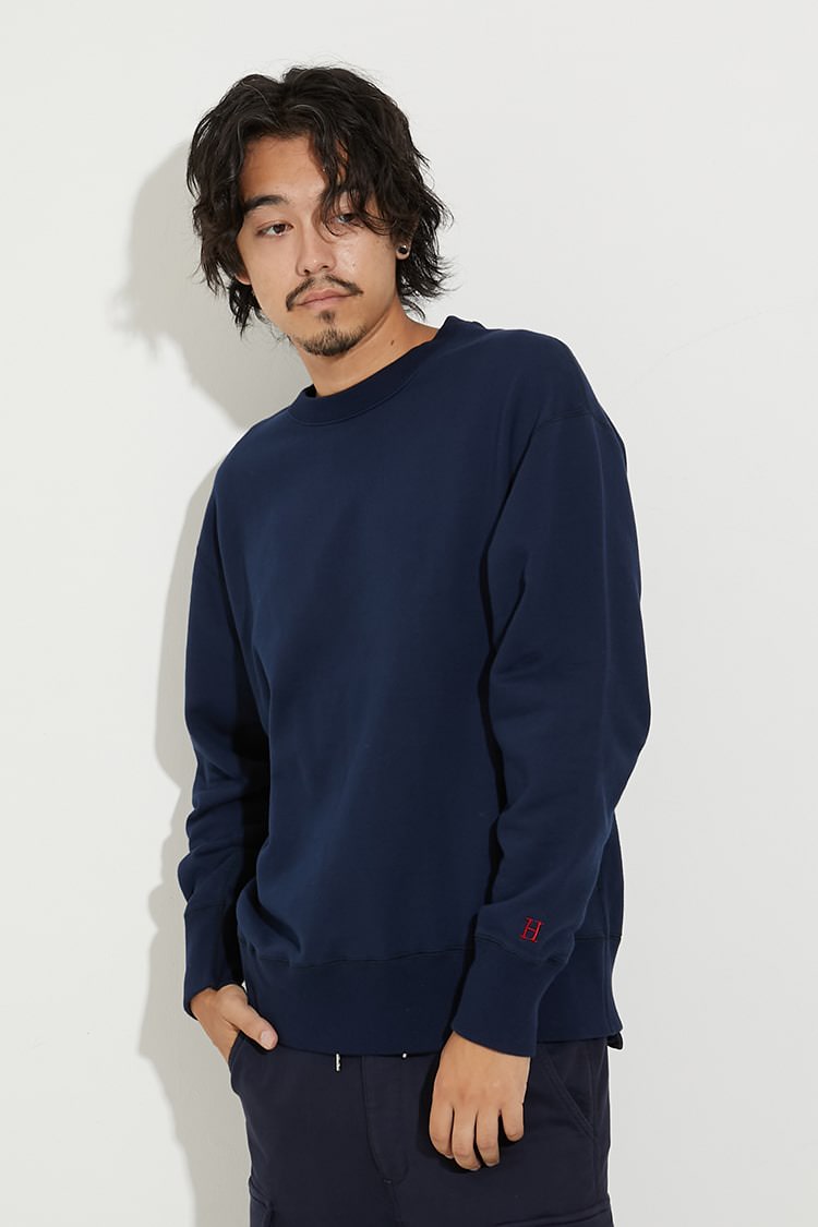 CREW NECK