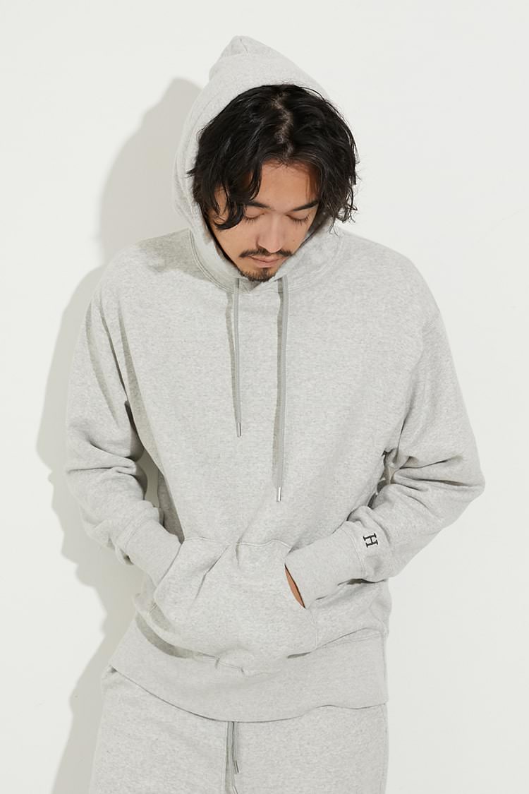 PULL HOODIE