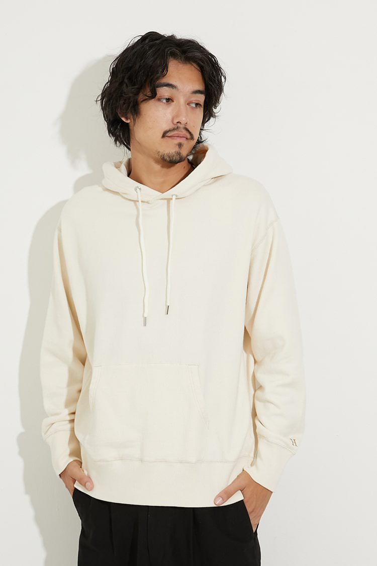 PULL HOODIE