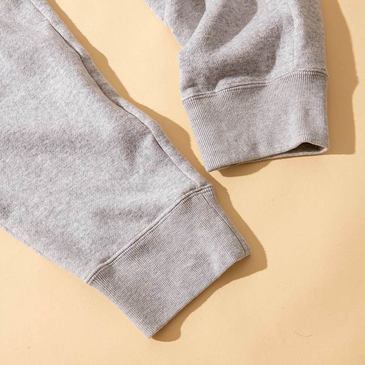SWEAT PANTS