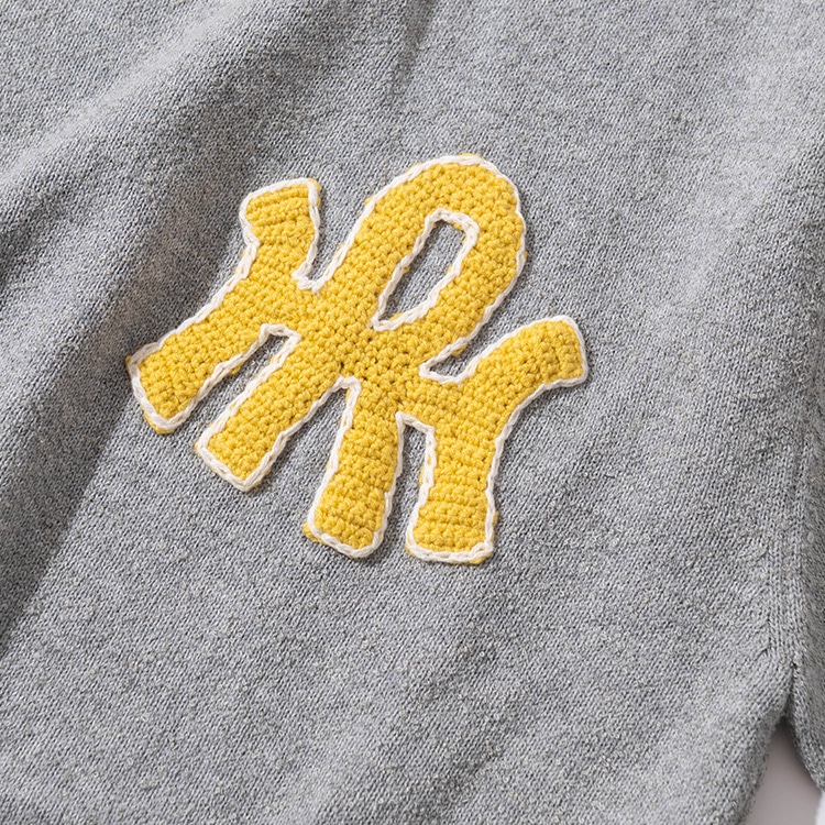 ループヤーン スプリングニットロゴ プルオーバー