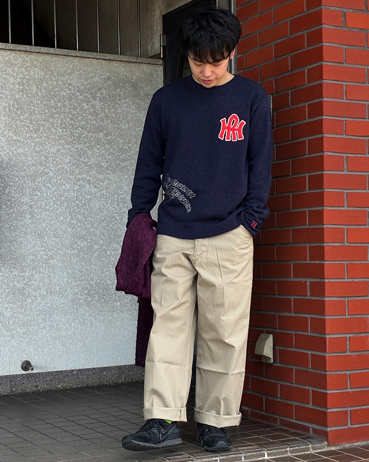 ループヤーン スプリングニットロゴ プルオーバー