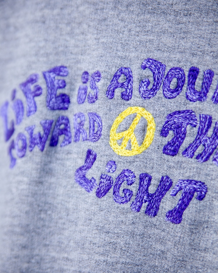 LIFE IS JOURNEY メランジ エンブロイダリー プルオーバー