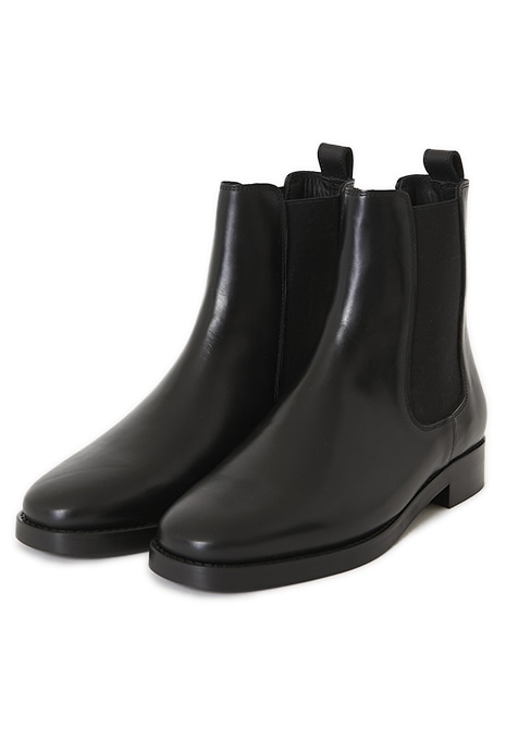 SUZANNE RAE Chelsea boots women's
