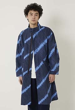 Nylon Nanameshimashibori coat
