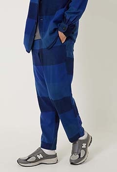 ブラッシュド インディゴ ブロックチェック ストリングパンツ