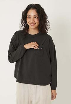 WWスラブテンジク Hエンブロイダリーポケット ラウンドヘム ロングスリーブTシャツ