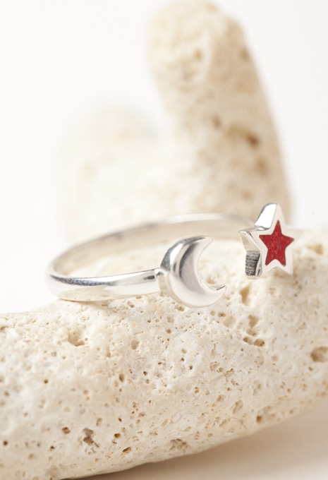 1407 R3 MOON AND STONE STAR RING