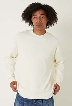gicipi /PESANTE ORSO Tシャツ