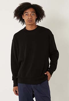 gicipi /PESANTE ORSO Tシャツ