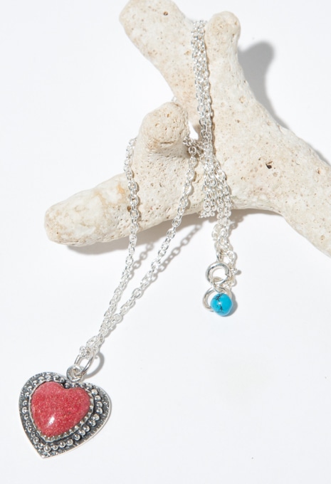 Heart stone necklace