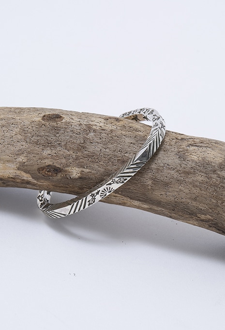 ERICKA NICOLAS BEGAY スクエアブレスレット