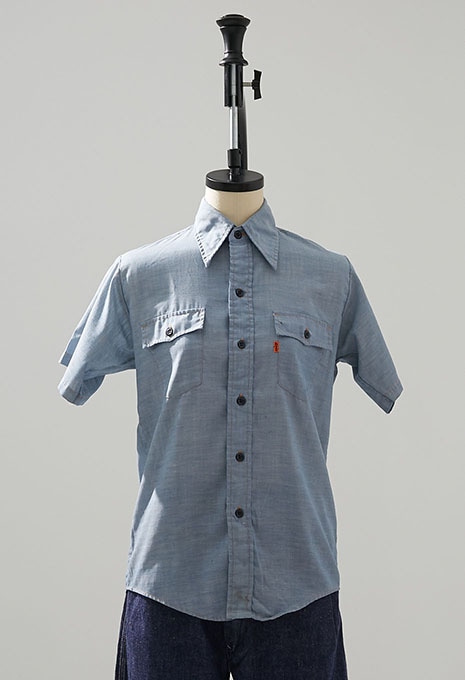 VINTAGE 70s LEVIS BOYS CHAMBRAY SHIRT