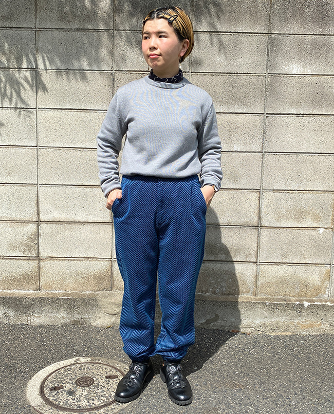 最終価格新品未使用ハリウッドランチマーケット 七分袖T Lサイズ ナチュラル×紺 STYLE SAMPLE | サイズ別で着比べるおすすめ新作アイテム