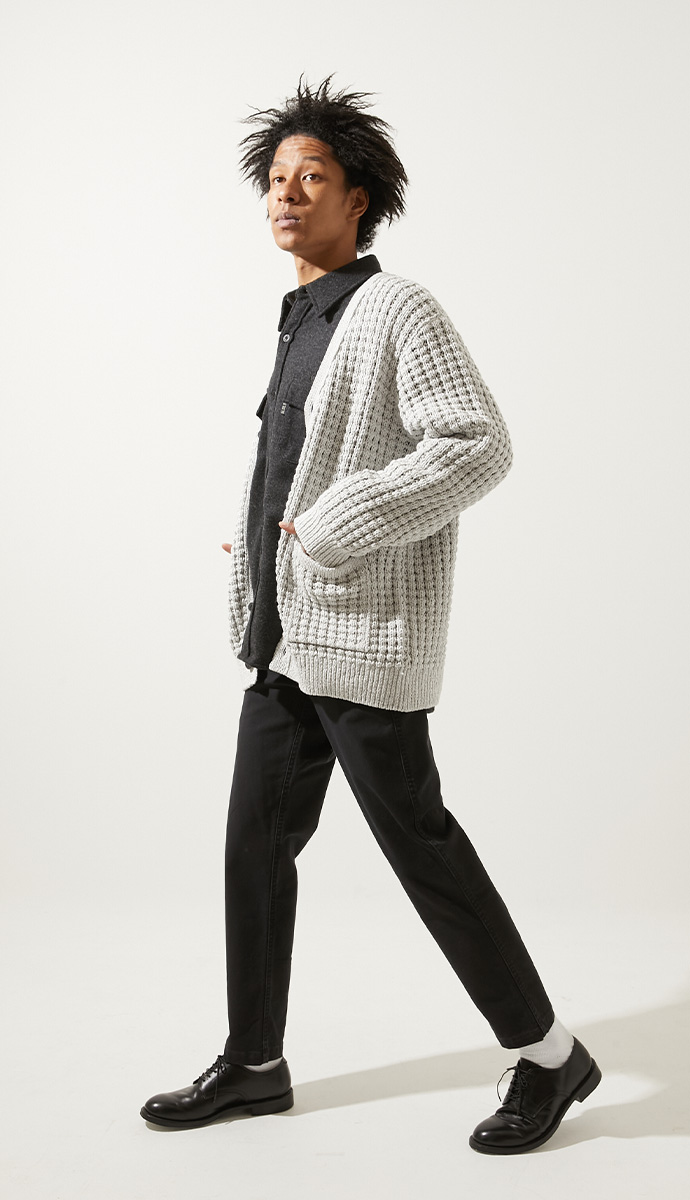 BLUE BLUE ストレッチオックス スリムロガーパンツ