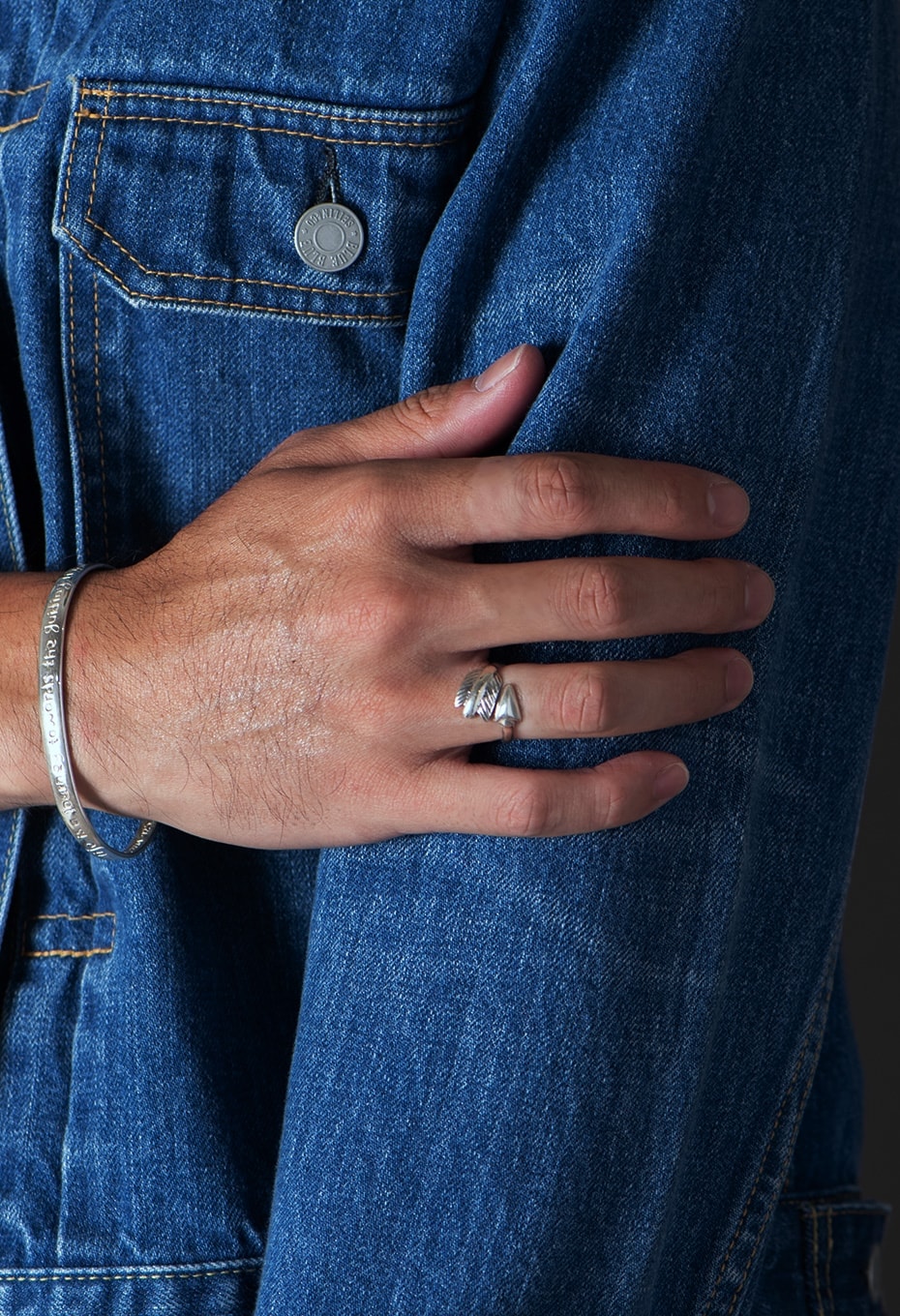 HOLLYWOOD RANCH MARKET JEWELRY SELECTION