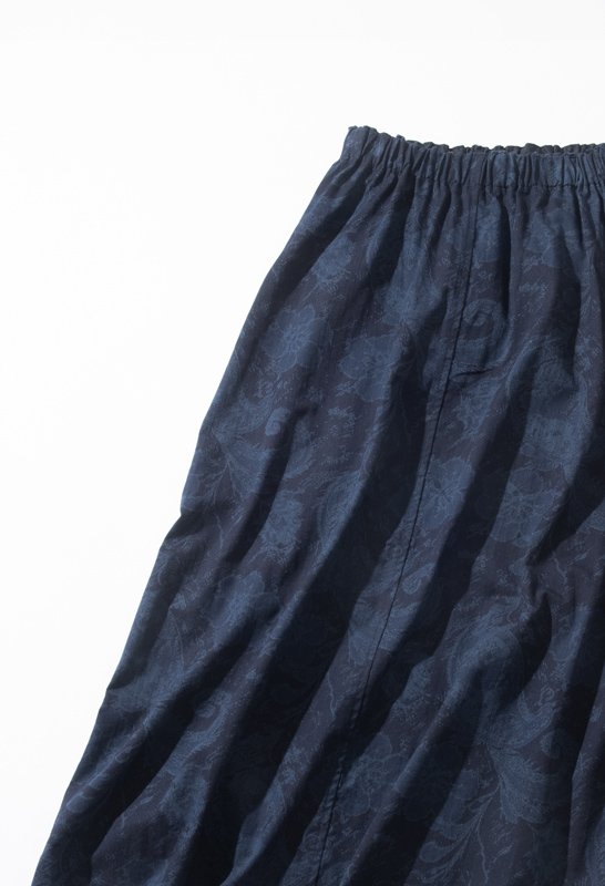 インディゴナイロンサテンツジガハナ ギャザースカート | BLUE BLUE JAPAN | ブルーブルー ジャパン