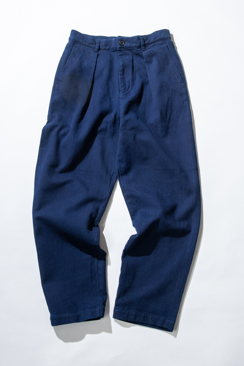 ホンアイ ニジュウオリサシコ トラウザース