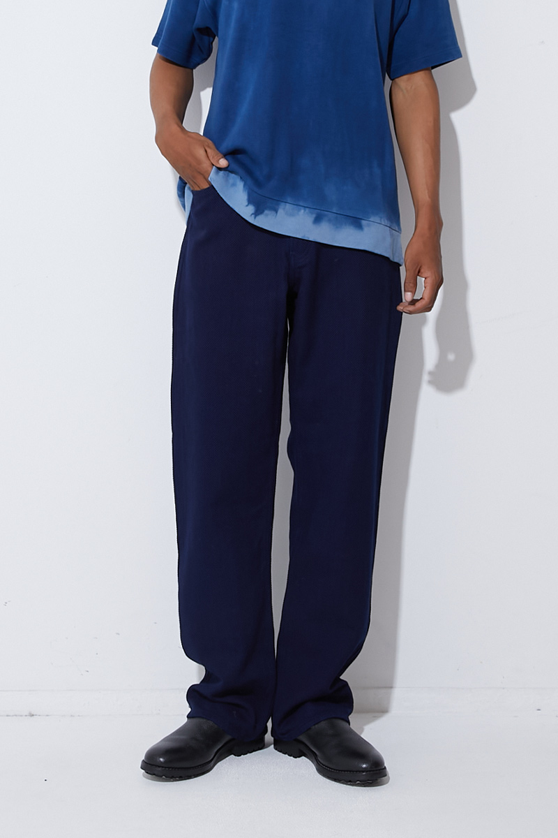 ホンアイ ニジュウオリサシコ ジーンズ