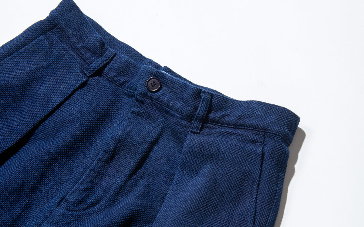 ホンアイ ニジュウオリサシコ トラウザース