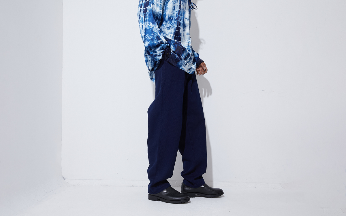 ホンアイ ニジュウオリサシコ トラウザース