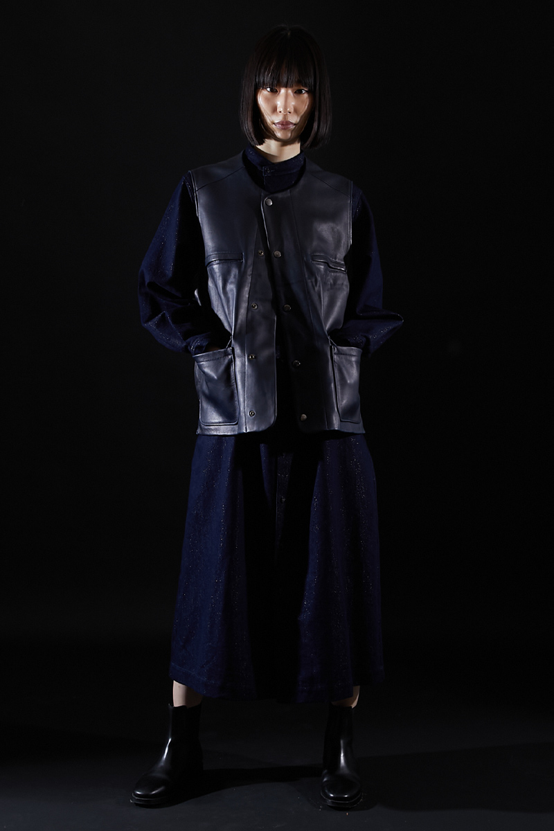 インディゴシープレザーベスト