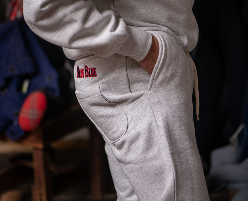 FLEECE LINING SWEAT PANTS | BLUE BLUE | ブルーブルー