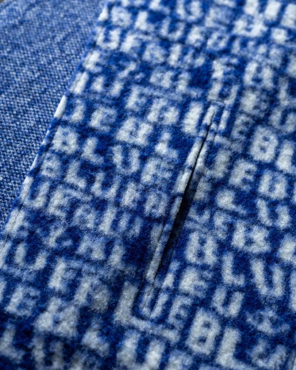 ランダムBLUE ブラシュドウールマフラー | BLUE BLUE | ブルーブルー