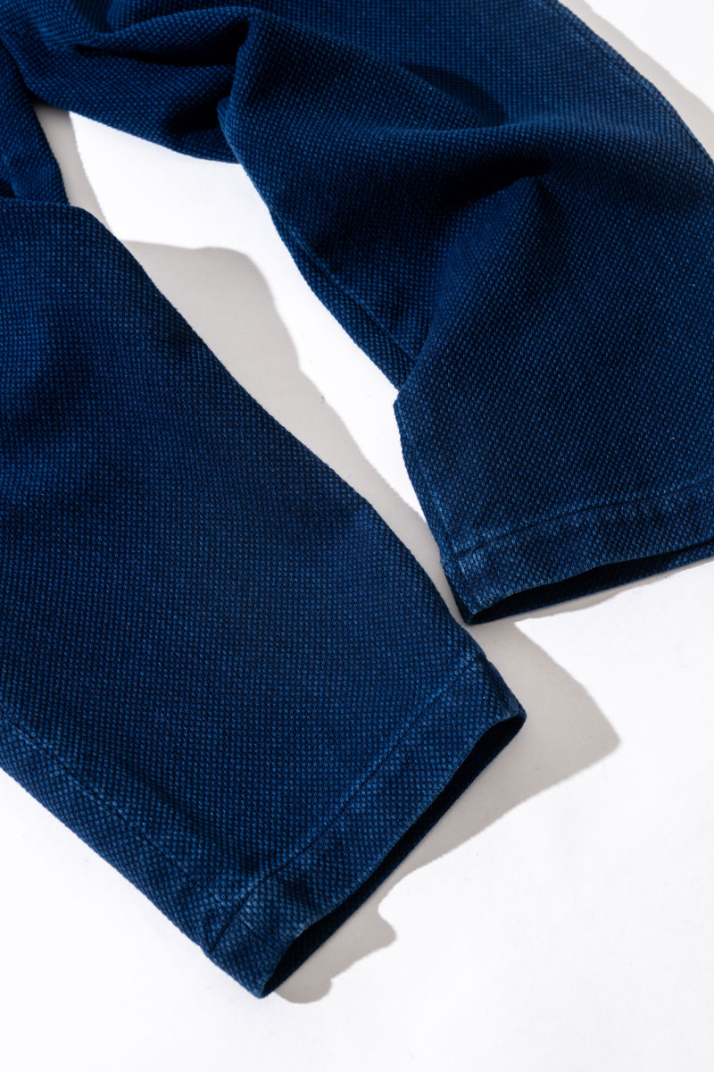 ホンアイライトサシコ トラウザーズ