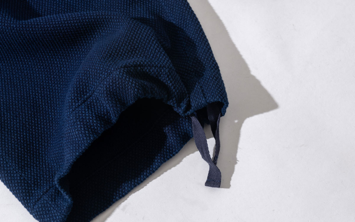 ホンアイライトサシコ タックワイドパンツ