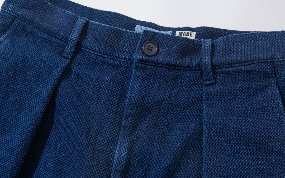 ホンアイライトサシコ トラウザーズ