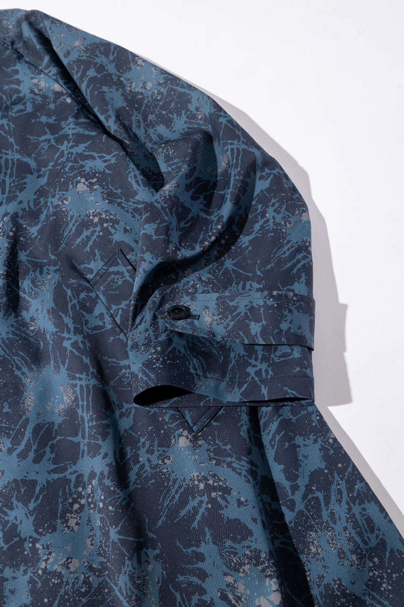 ショウカテンシャガラスプリント チェスターコート