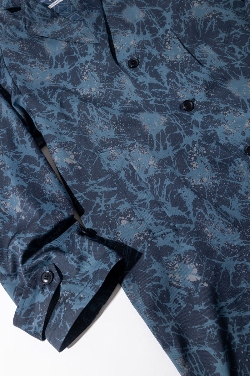 ショウカテンシャガラスプリント チェスターコート