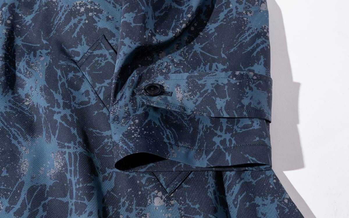 ショウカテンシャガラスプリント チェスターコート